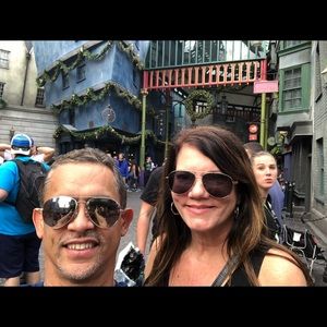 Meet your Posher, Caren